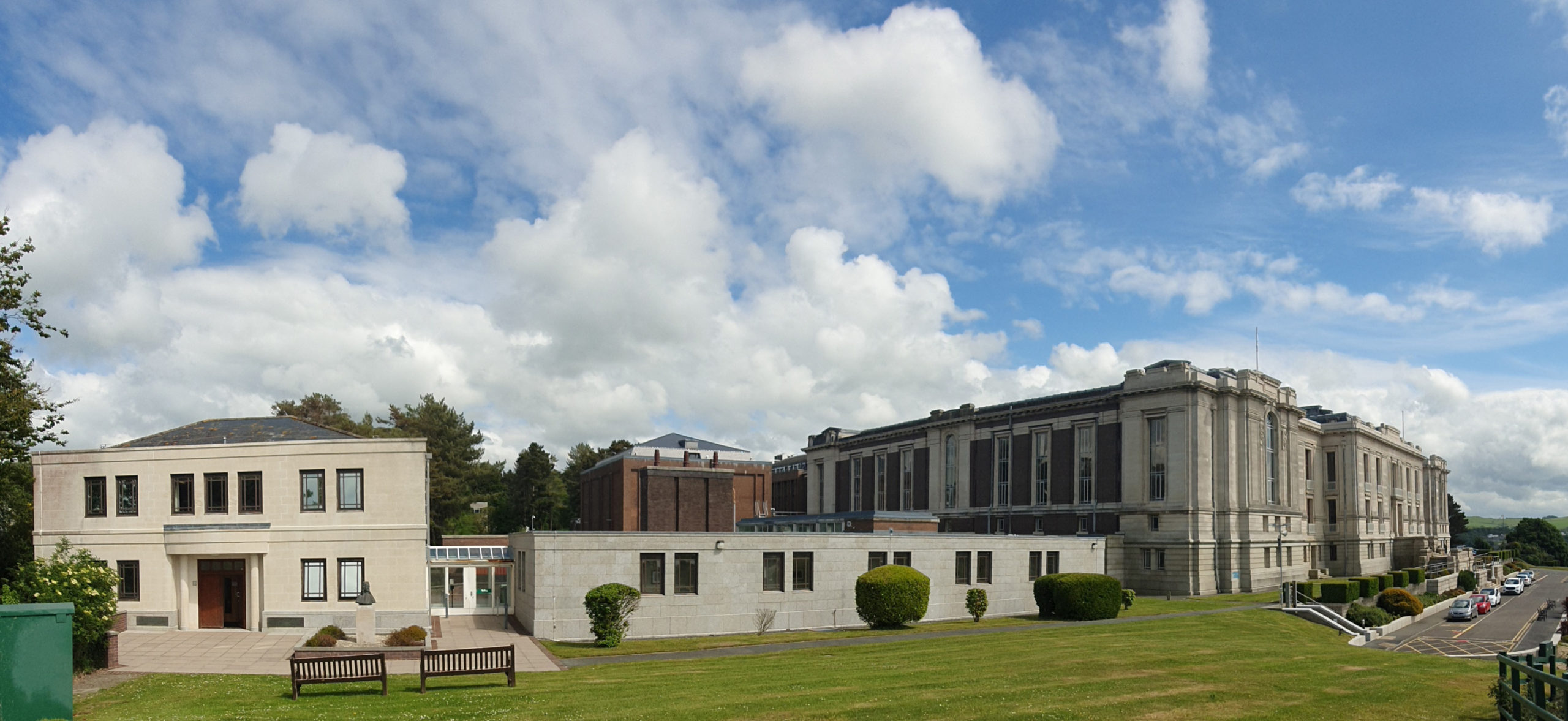 The Centre for Advanced Welsh & Celtic Studies (CAWCS) et The National Library of Wales